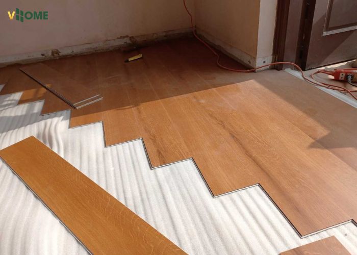 Tự thi công sàn nhựa giả gỗ lắp ghép đúng kỹ thuật Tự thi công sàn nhựa giả gỗ lắp ghép đúng kỹ thuật