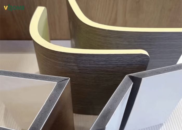 Tấm than tre giả gương có thể bẻ cong, phù hợp nhiều vị trí thi công