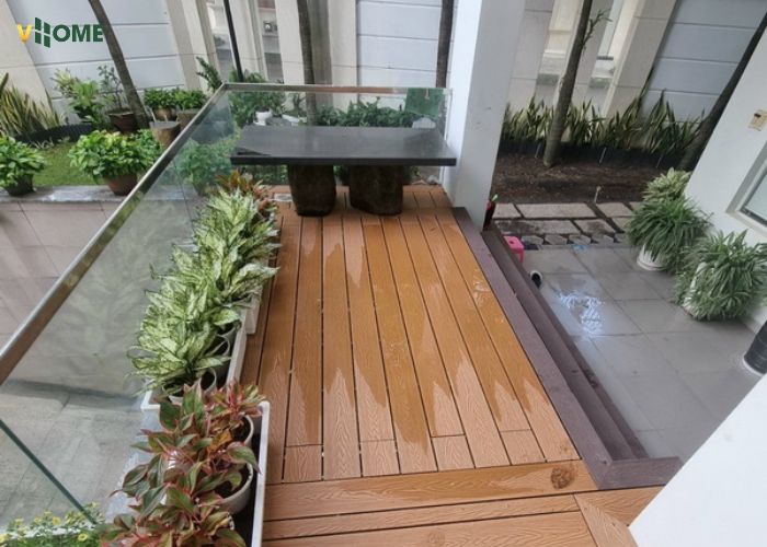 Khu vực ban công nhà ở sử dụng sàn chịu lực ngoài trời Khu vực ban công nhà ở sử dụng sàn chịu lực ngoài trời