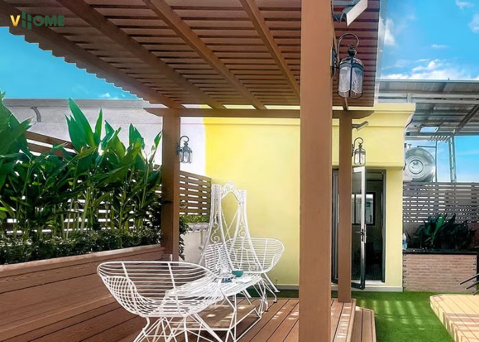 Lát sàn gỗ trang trí tiểu cảnh