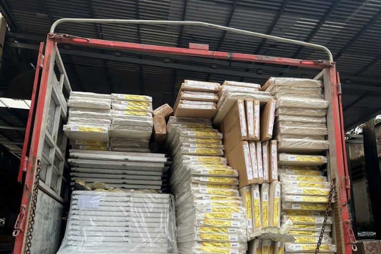 Mua tấm nhựa ốp tường cắt theo kích thước theo yêu cầu từ Tổng Kho Vhome