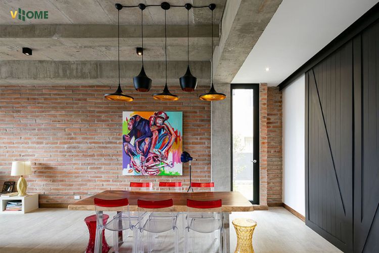 Nhà mái bê tông được thi công trần nhựa chống nóng