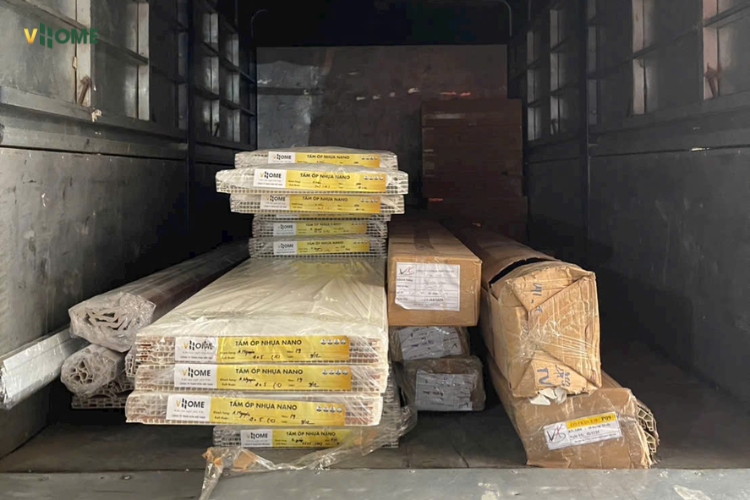 Vhome – Đơn vị cung cấp sàn nhựa giả gỗ hèm khóa HCM Vhome – Đơn vị cung cấp sàn nhựa giả gỗ hèm khóa HCM