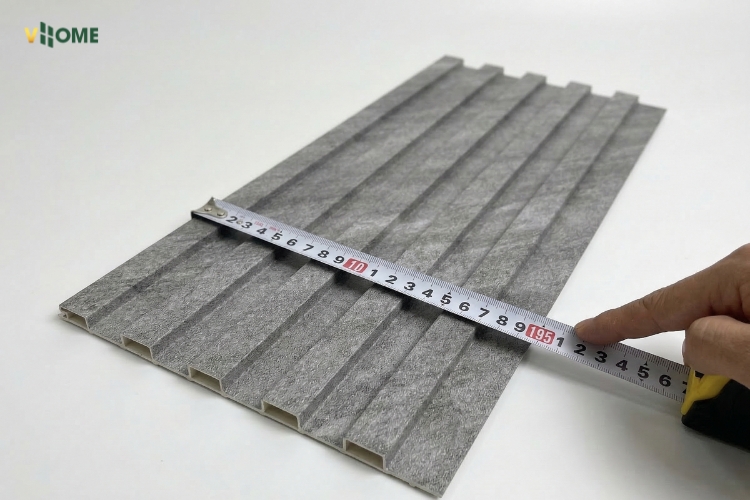 cần quan tâm đến kích thước lam sóng nhựa trước khi mua