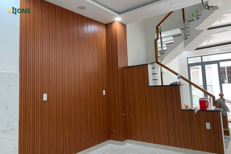 Chọn kích thước lam sóng nhựa phù hợp hành lang